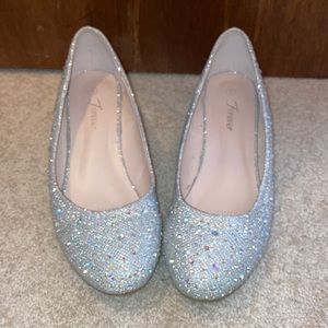 Womens low wedge dress shoes